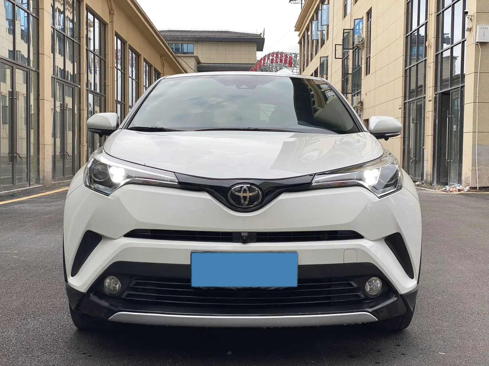 2018 TOYOTA IZOA thumbnail 2