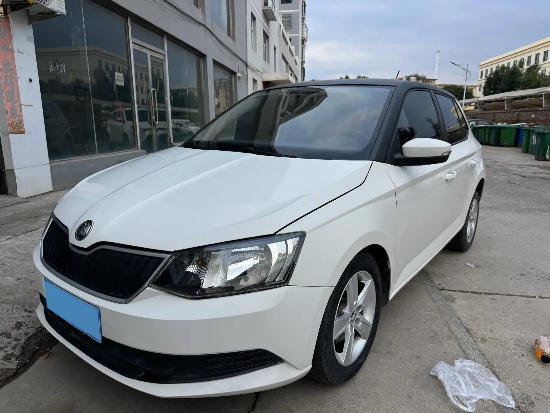 2017 SKODA FABIA view 1