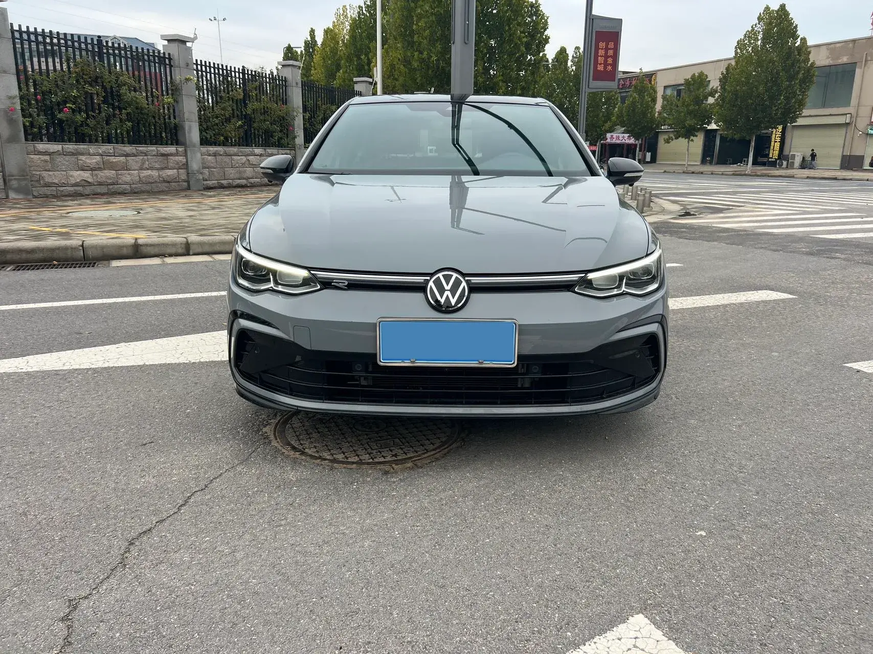 2024 VOLKSWAGEN GOLF thumbnail 2