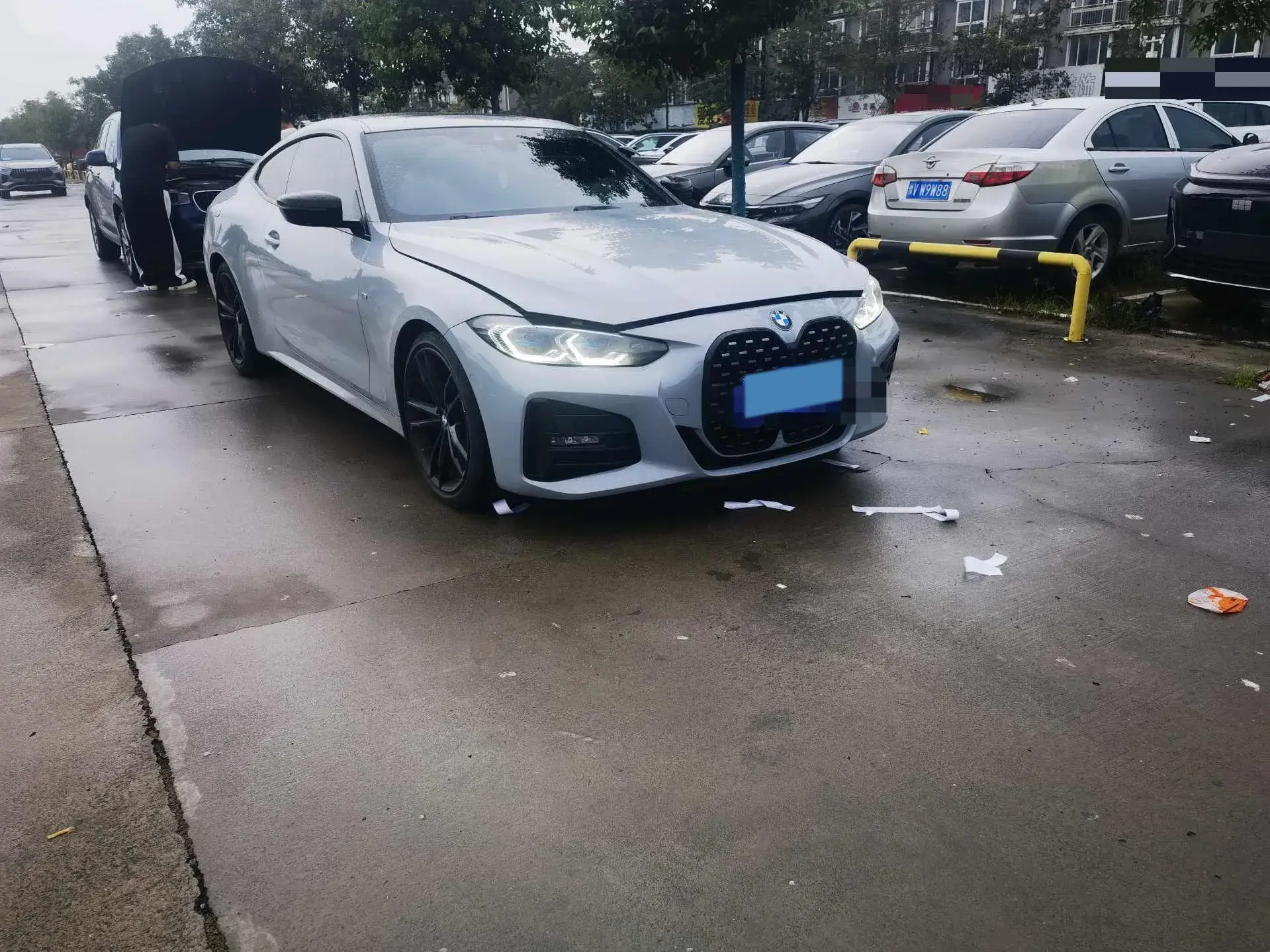 2022 BMW 4 thumbnail 2