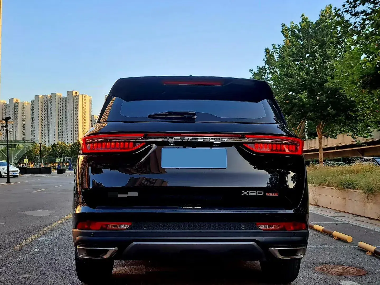 2023 JETOUR X90 thumbnail 3