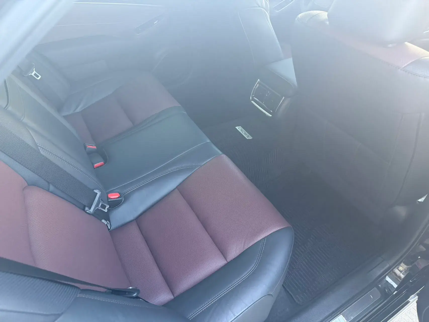 2018 TOYOTA CROWN thumbnail 4