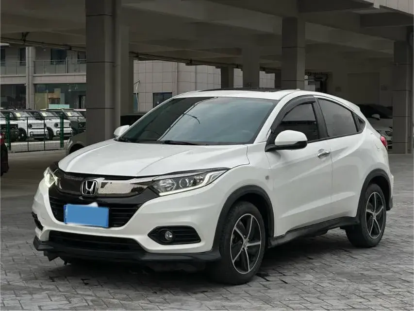 2022 HONDA VEZEL view 1