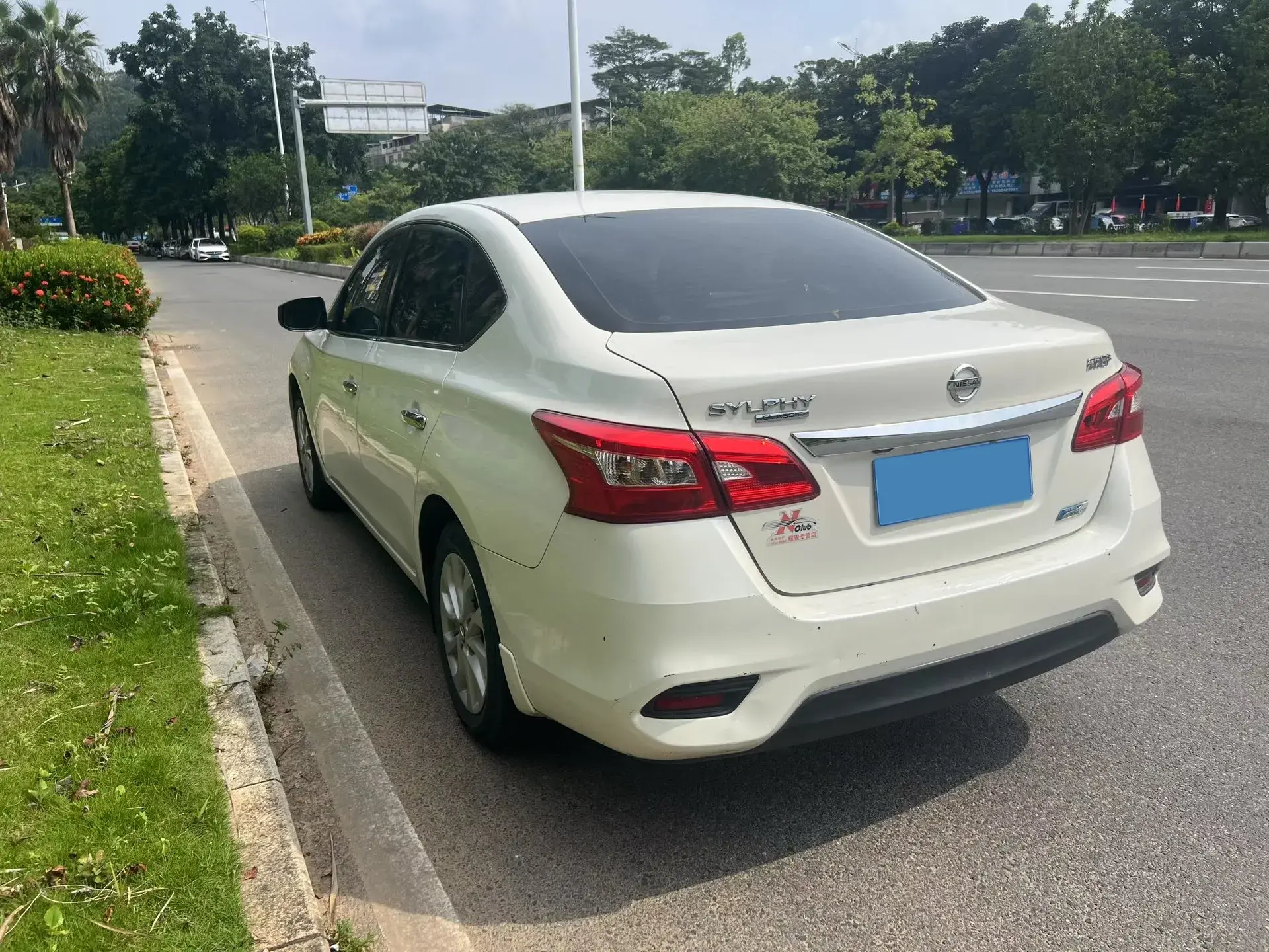 2021 NISSAN SYLPHY thumbnail 4