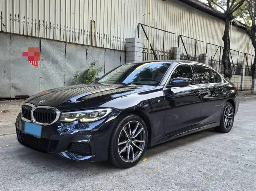 2021 BMW 3 view 1