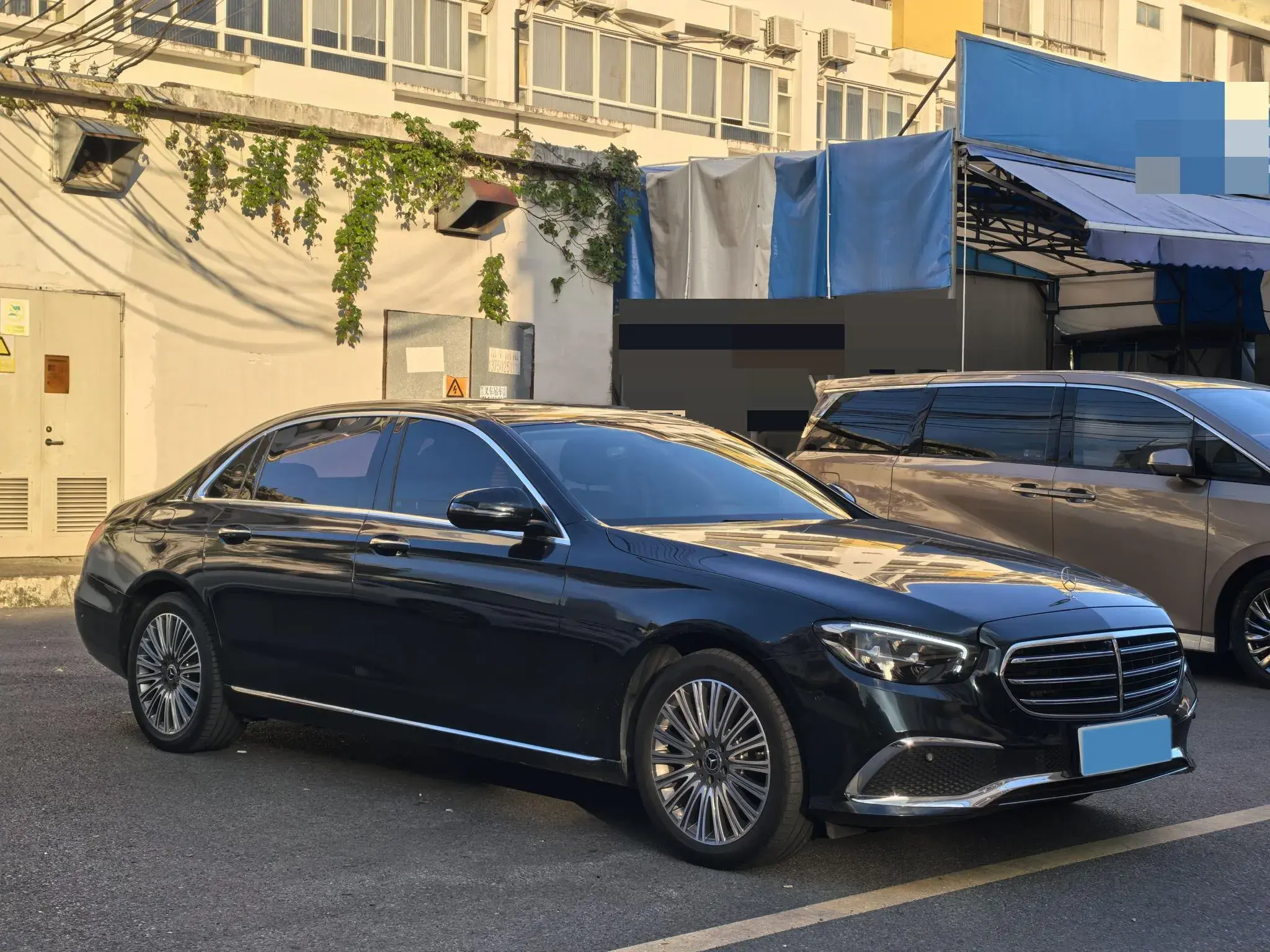 2023 MERCEDES-BENZ E thumbnail 3