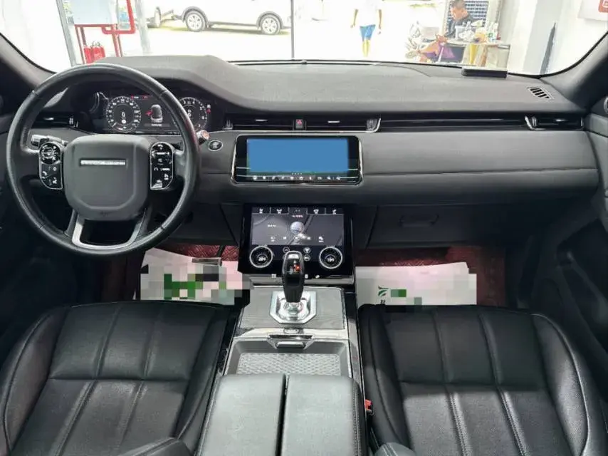 2020 LAND ROVER thumbnail 4