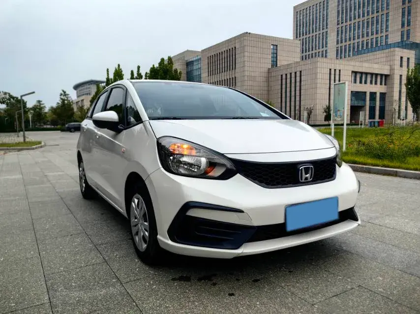 2023 HONDA FIT thumbnail 2