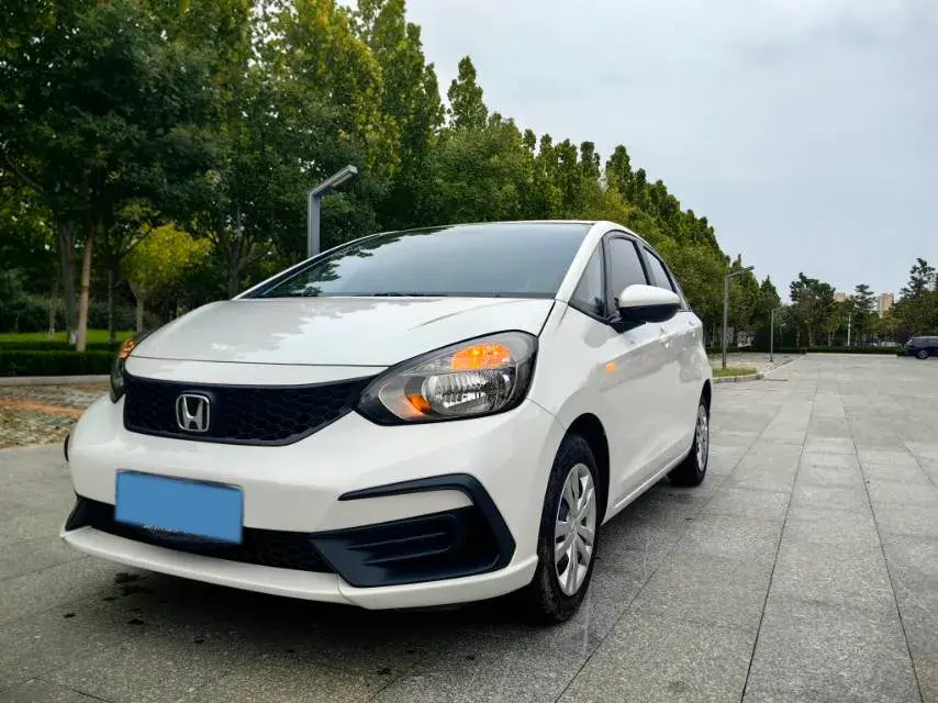 2023 HONDA FIT view 1