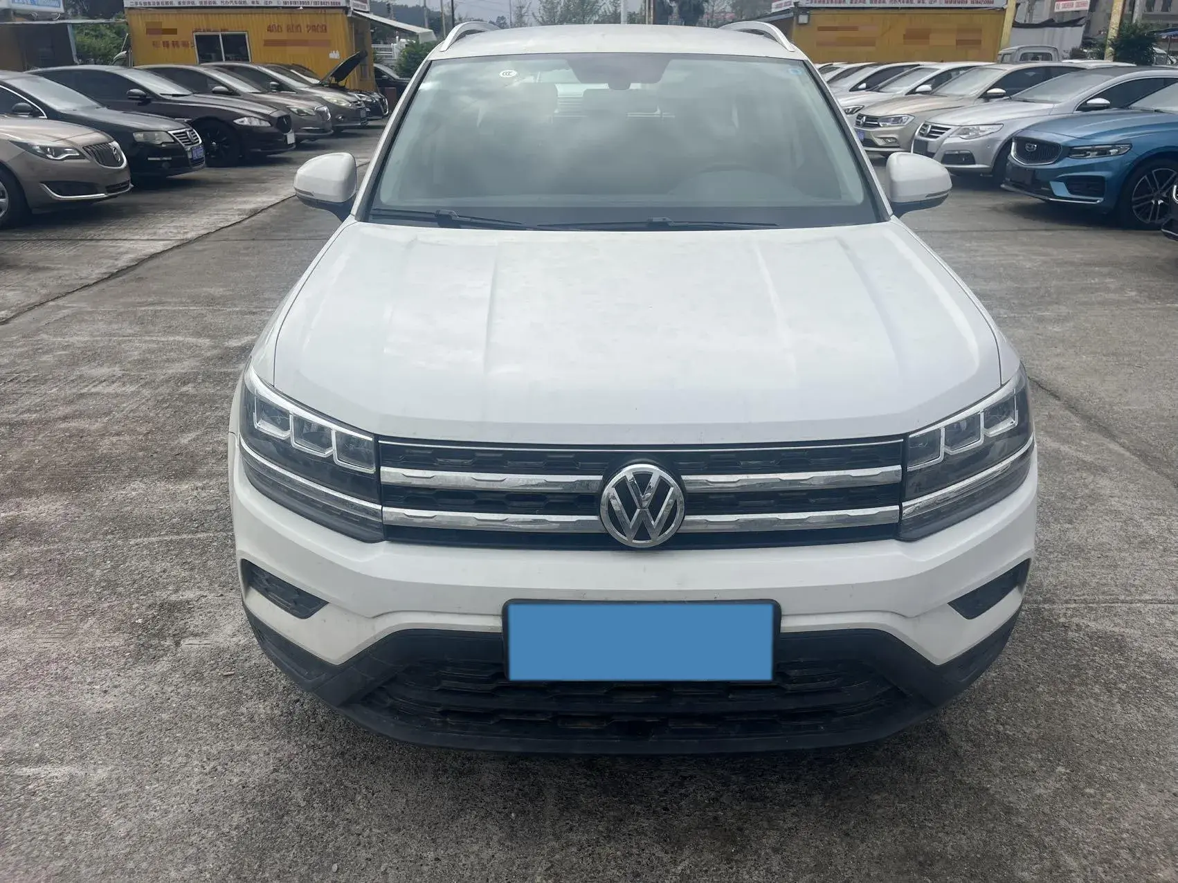 2022 VOLKSWAGEN THARU thumbnail 2