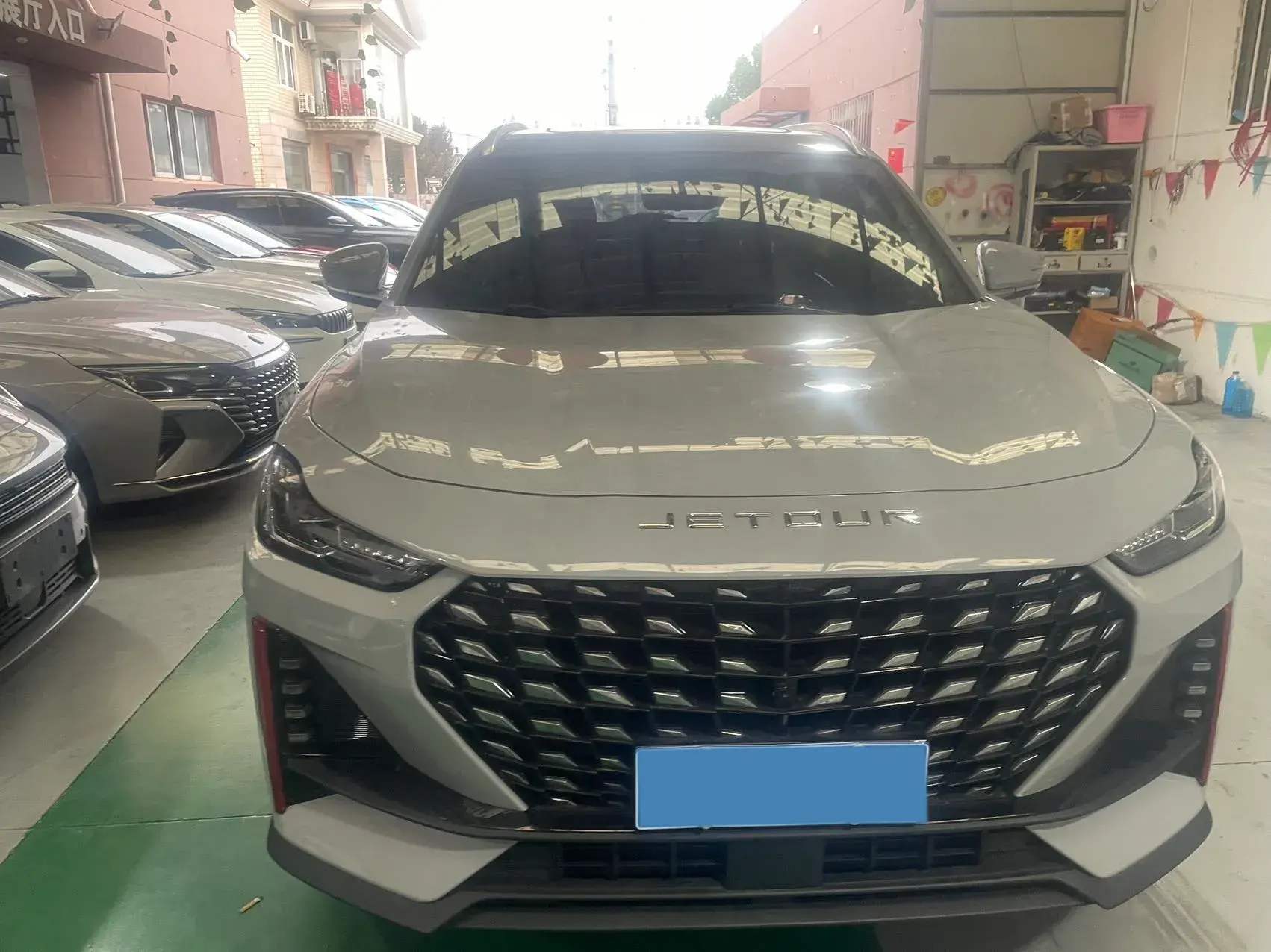 2023 JETOUR X70 thumbnail 2