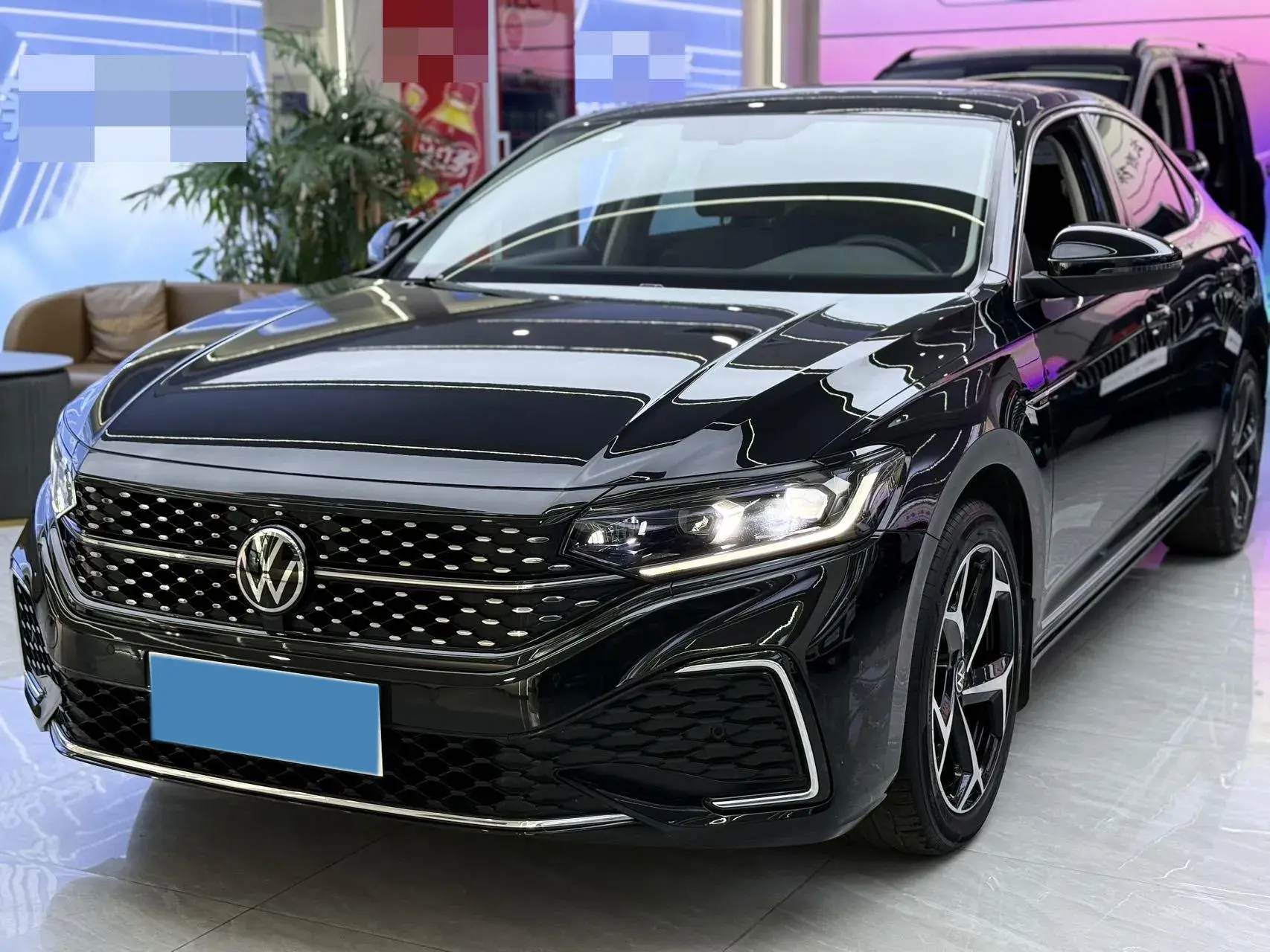 2024 VOLKSWAGEN PASSAT view 1