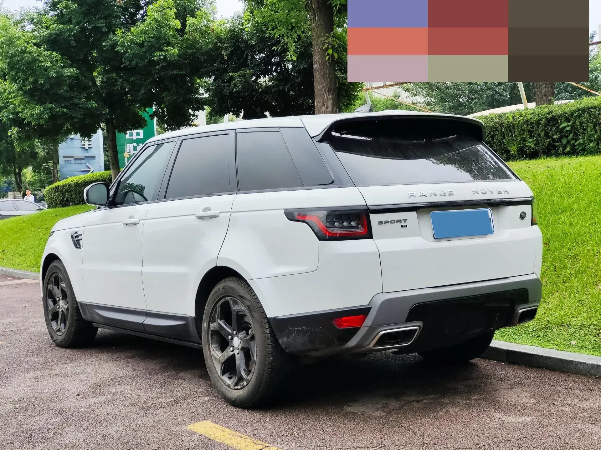 2022 LAND ROVER thumbnail 3