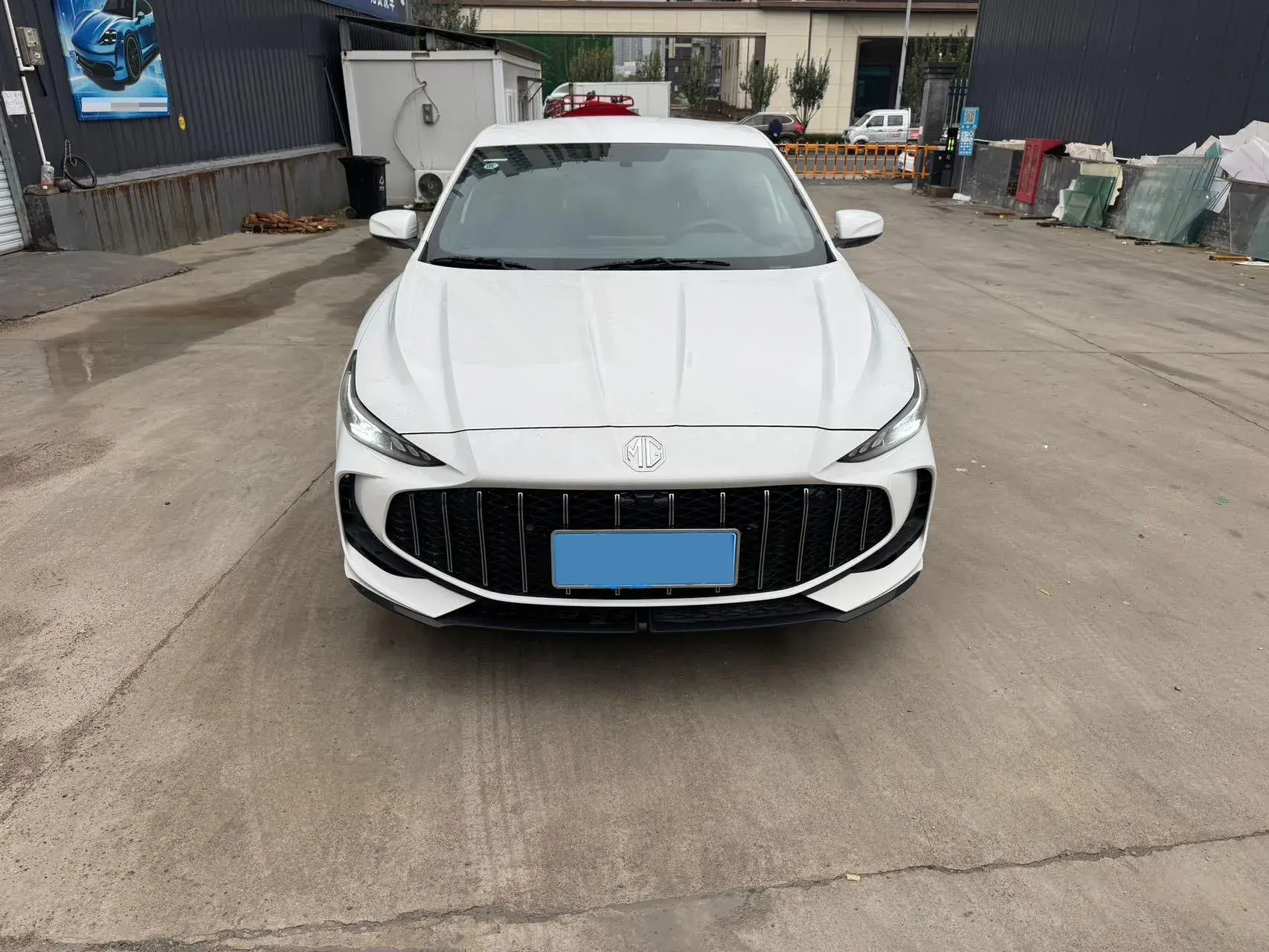 2025 MG 5 thumbnail 2