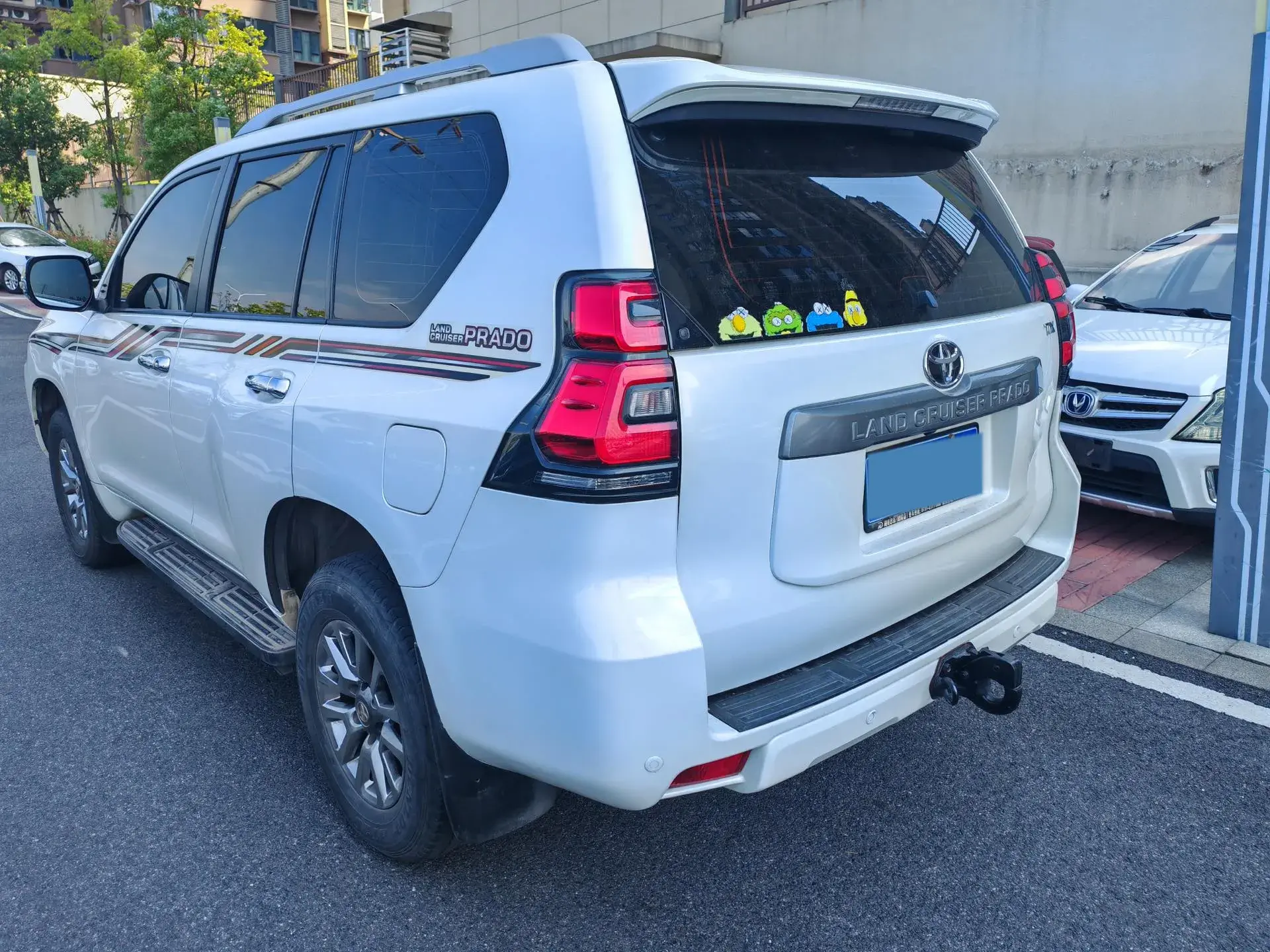 2019 TOYOTA LAND thumbnail 2