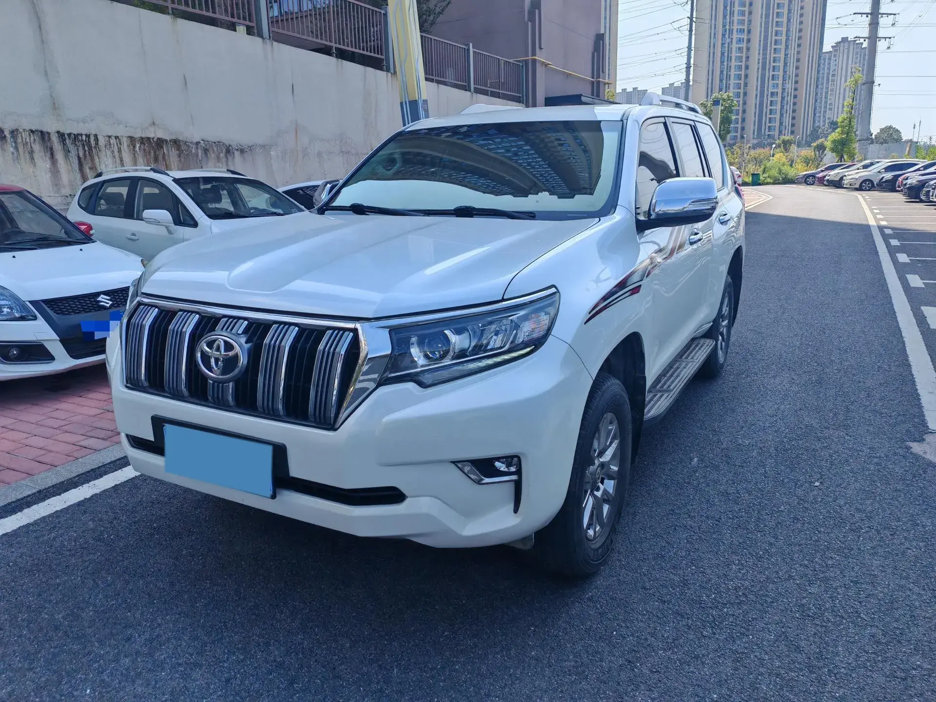 2019 TOYOTA LAND view 1