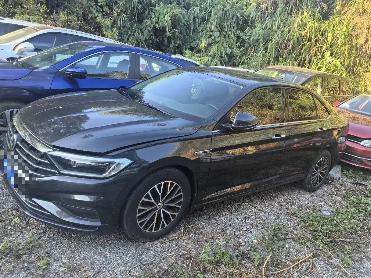 2021 VOLKSWAGEN SAGITAR view 1