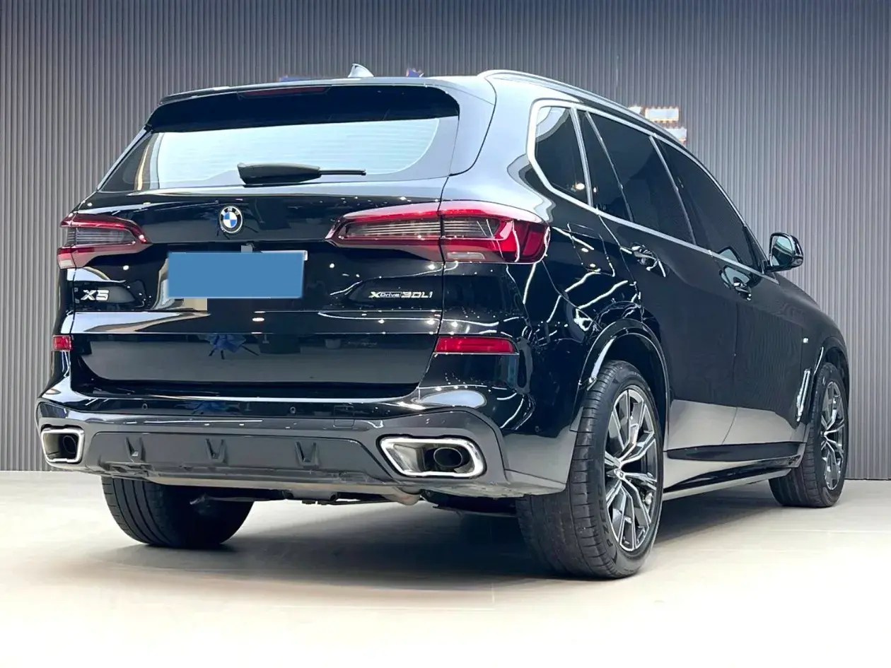 2022 BMW X5 thumbnail 3