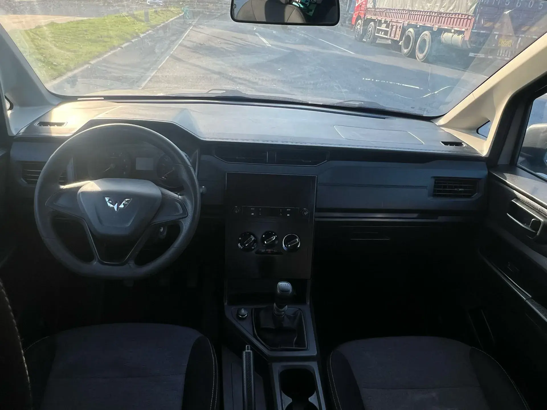 2021 WULING HONGGUANG thumbnail 3