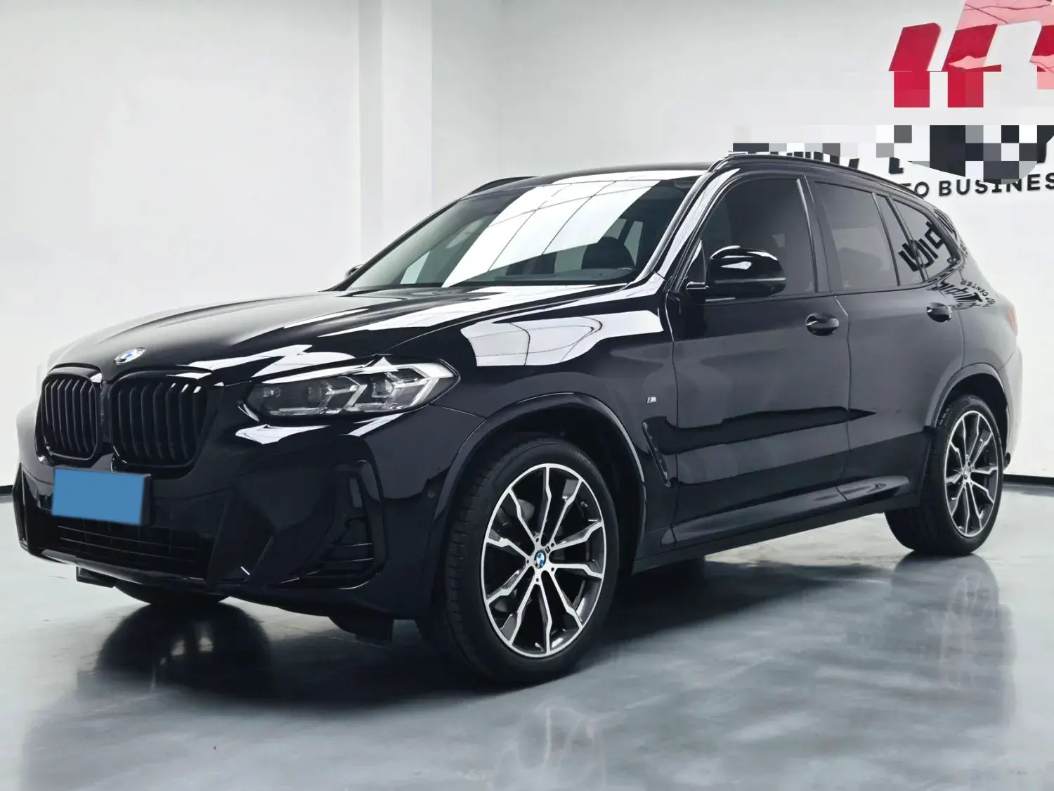 2023 BMW X3 view 1