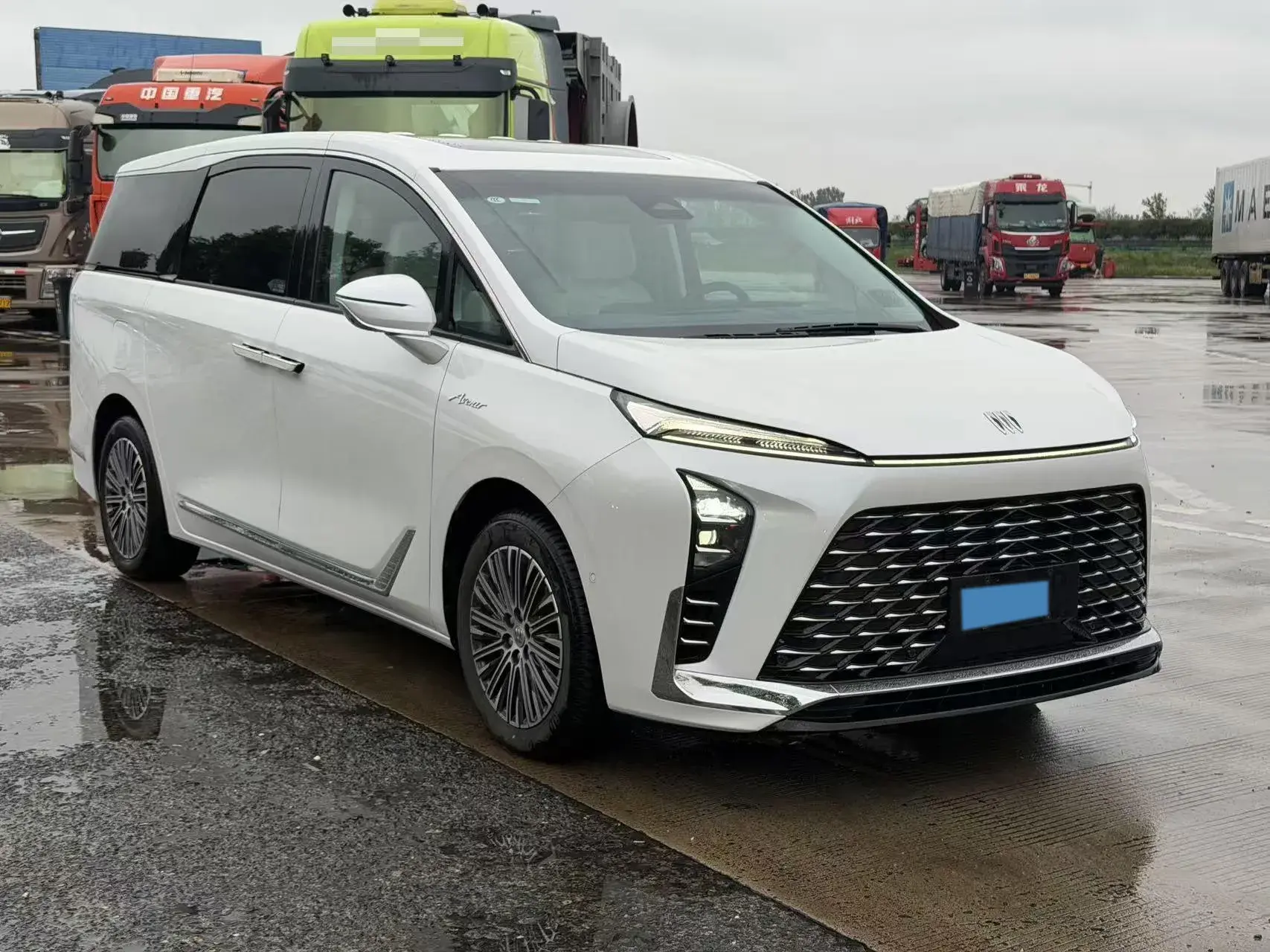 2024 BUICK GL8 thumbnail 3