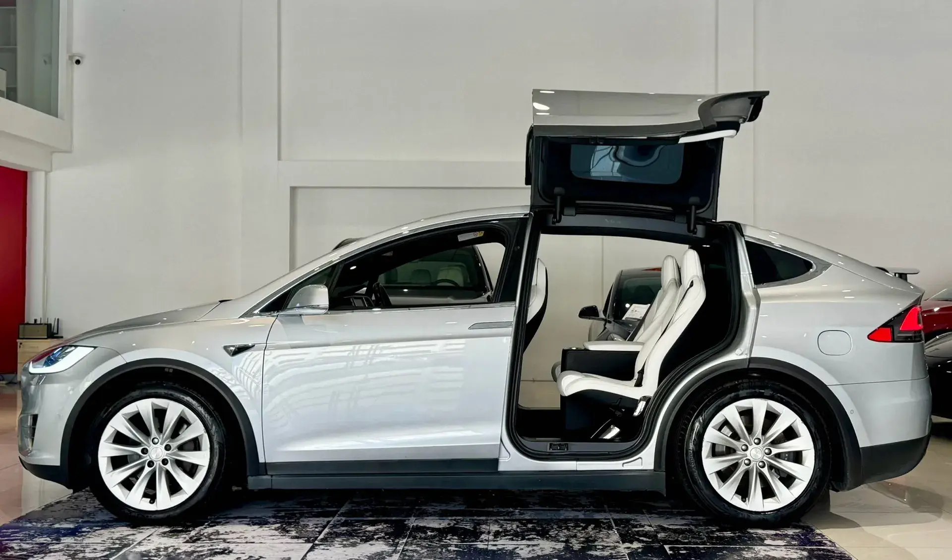 2017 TESLA MODEL thumbnail 4