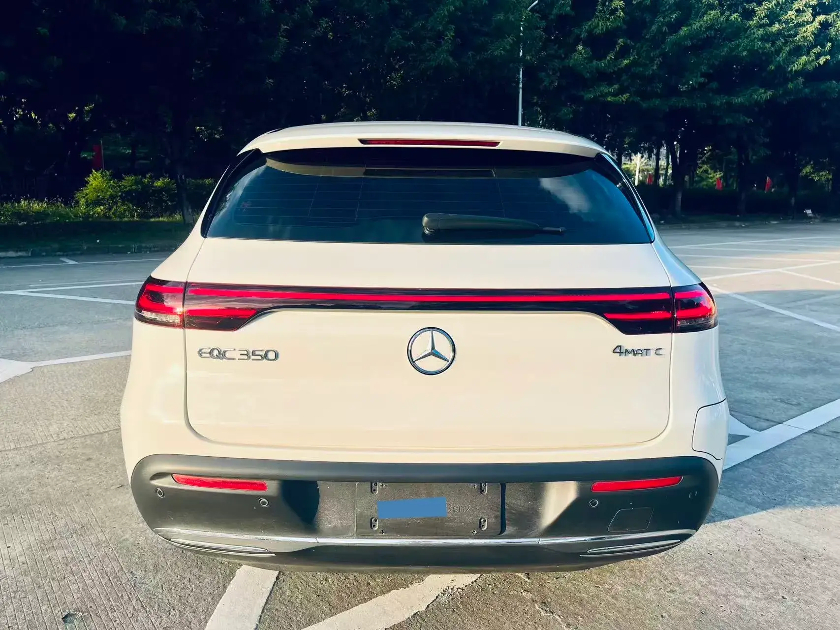 2021 MERCEDES-BENZ EQC thumbnail 3