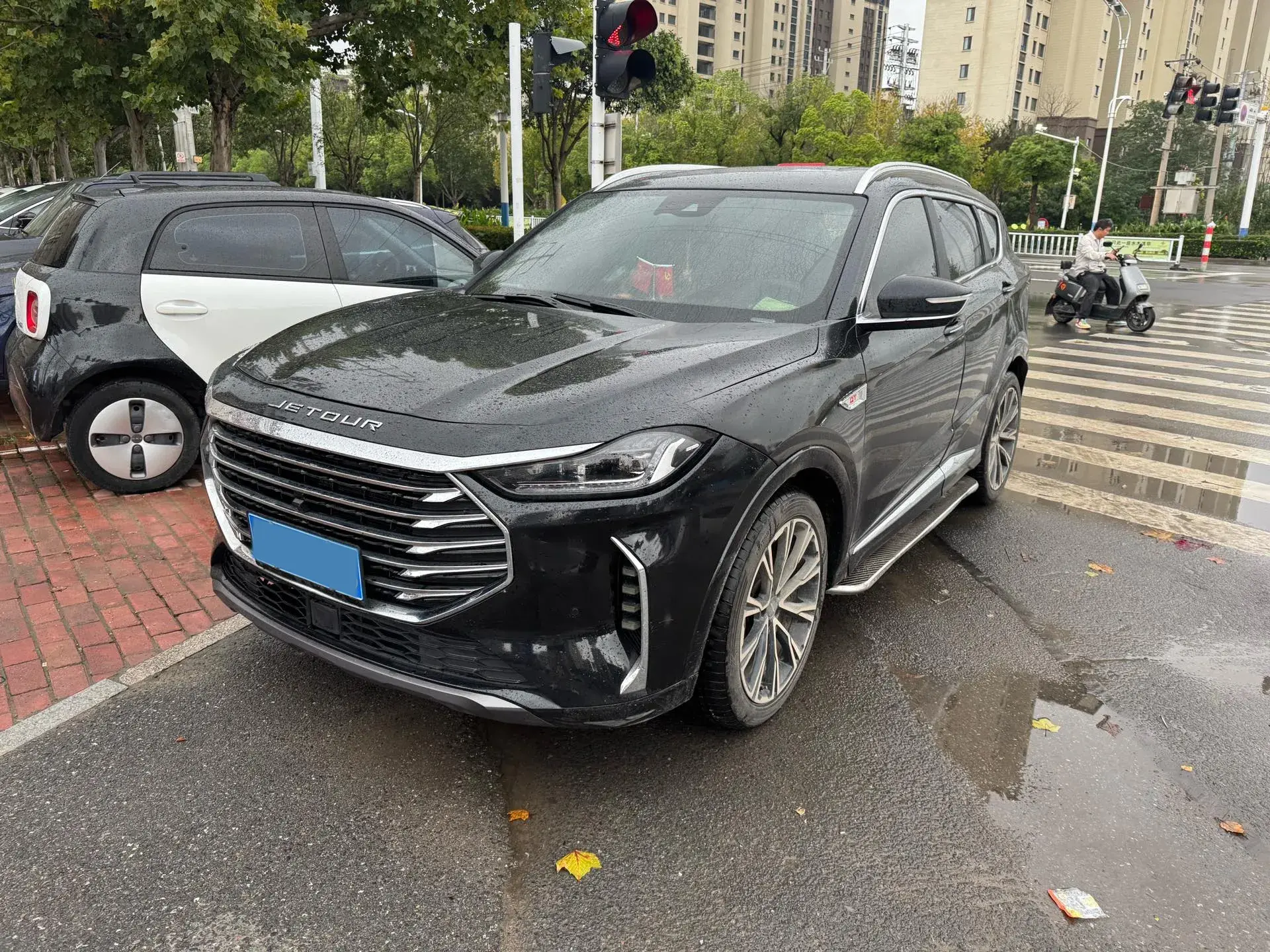 2021 JETOUR X70 view 1