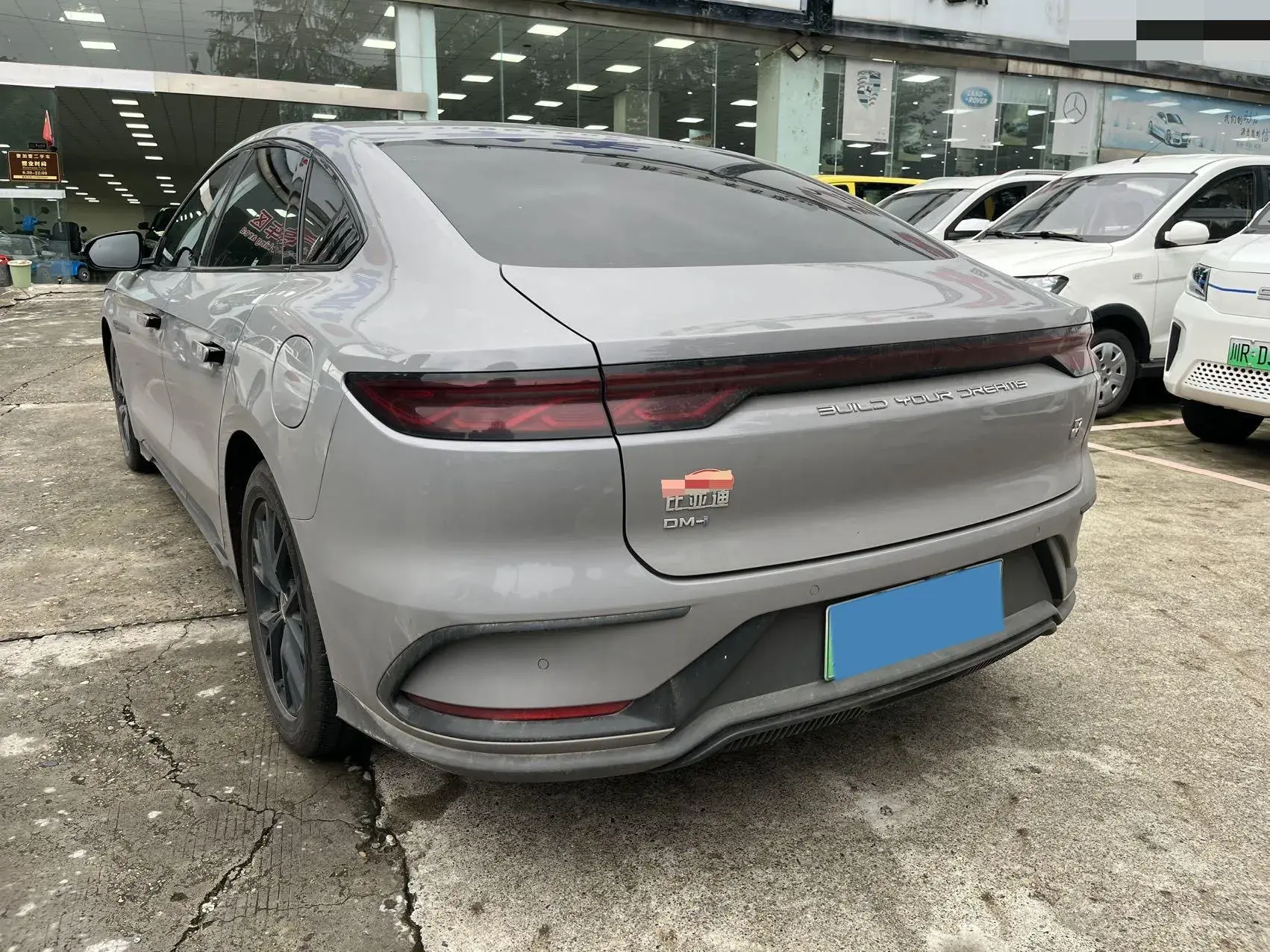 2025 BYD HAN thumbnail 4