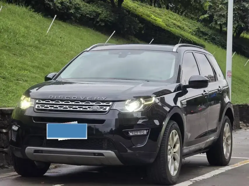 2018 LAND ROVER view 1