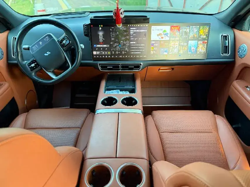 2023 LI L9 thumbnail 3