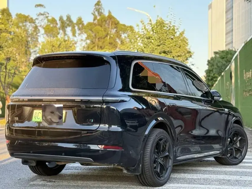 2023 LI L9 thumbnail 4