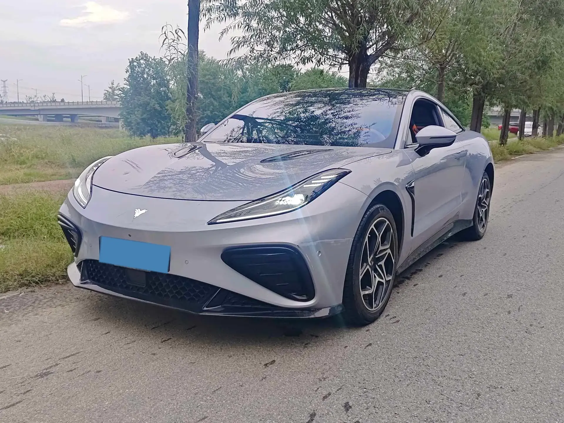 2023 NETA GT view 1