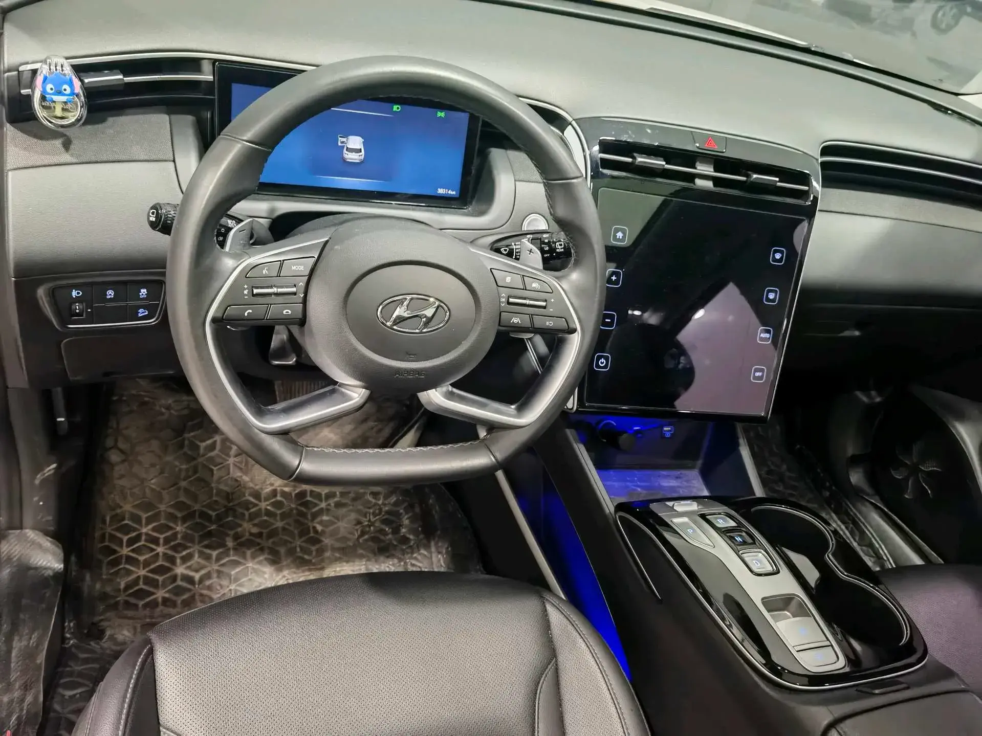 2021 HYUNDAI TUCSON thumbnail 4