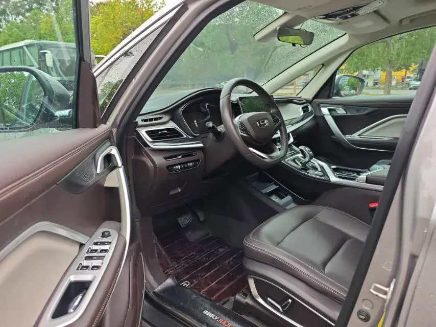 2021 GEELY JIAJI thumbnail 3