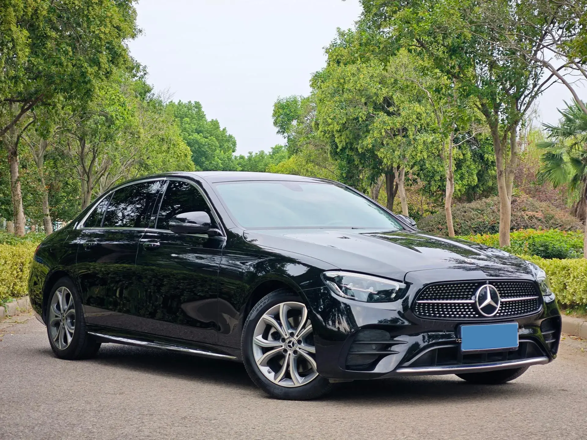 2022 MERCEDES-BENZ E thumbnail 3