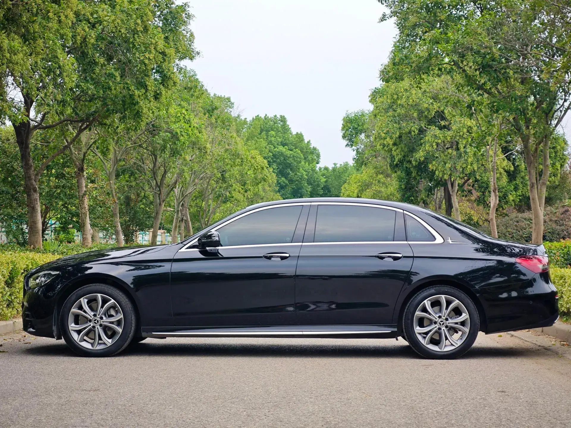 2022 MERCEDES-BENZ E thumbnail 4