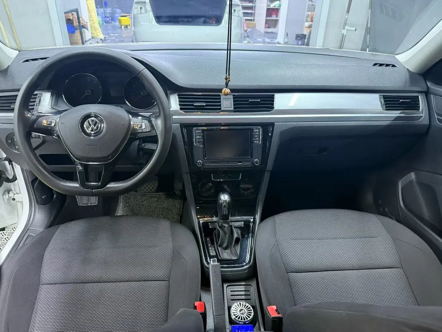 2019 VOLKSWAGEN BORA thumbnail 4