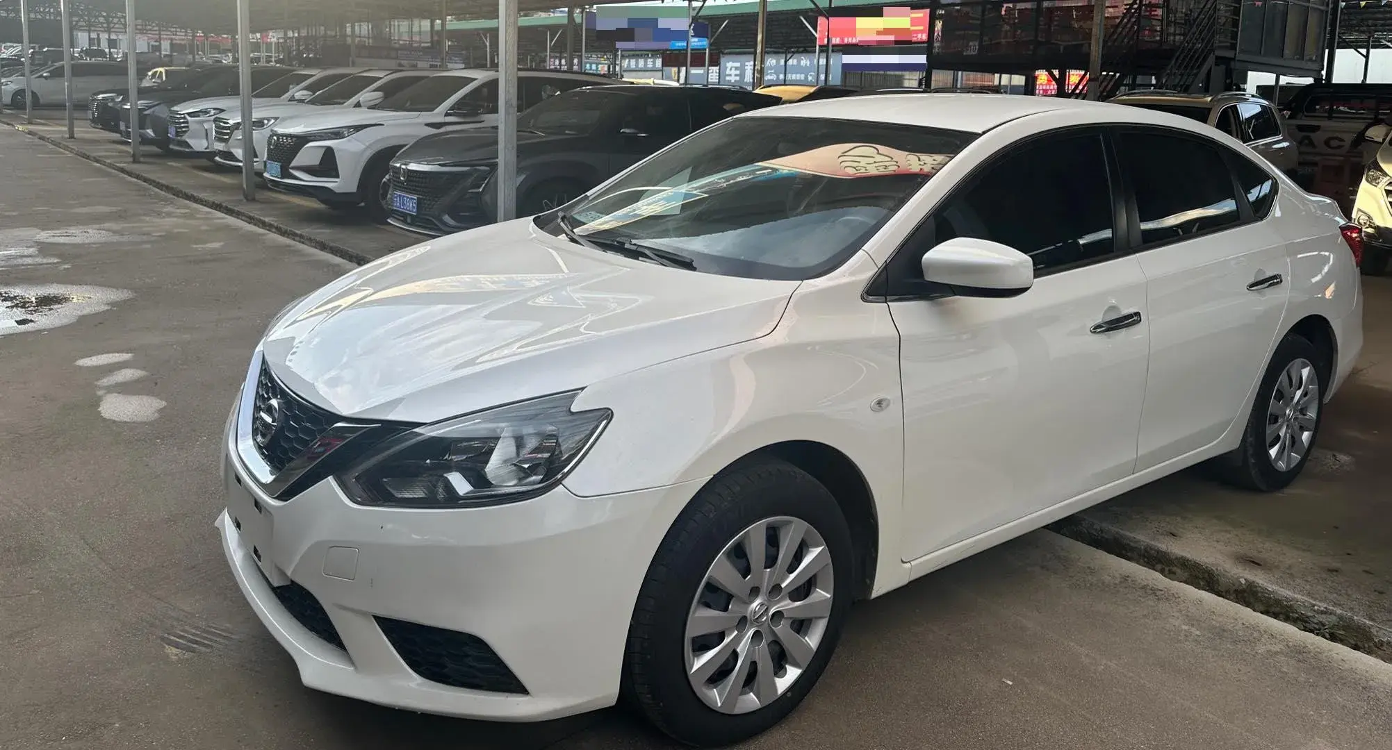 2022 NISSAN SYLPHY view 1