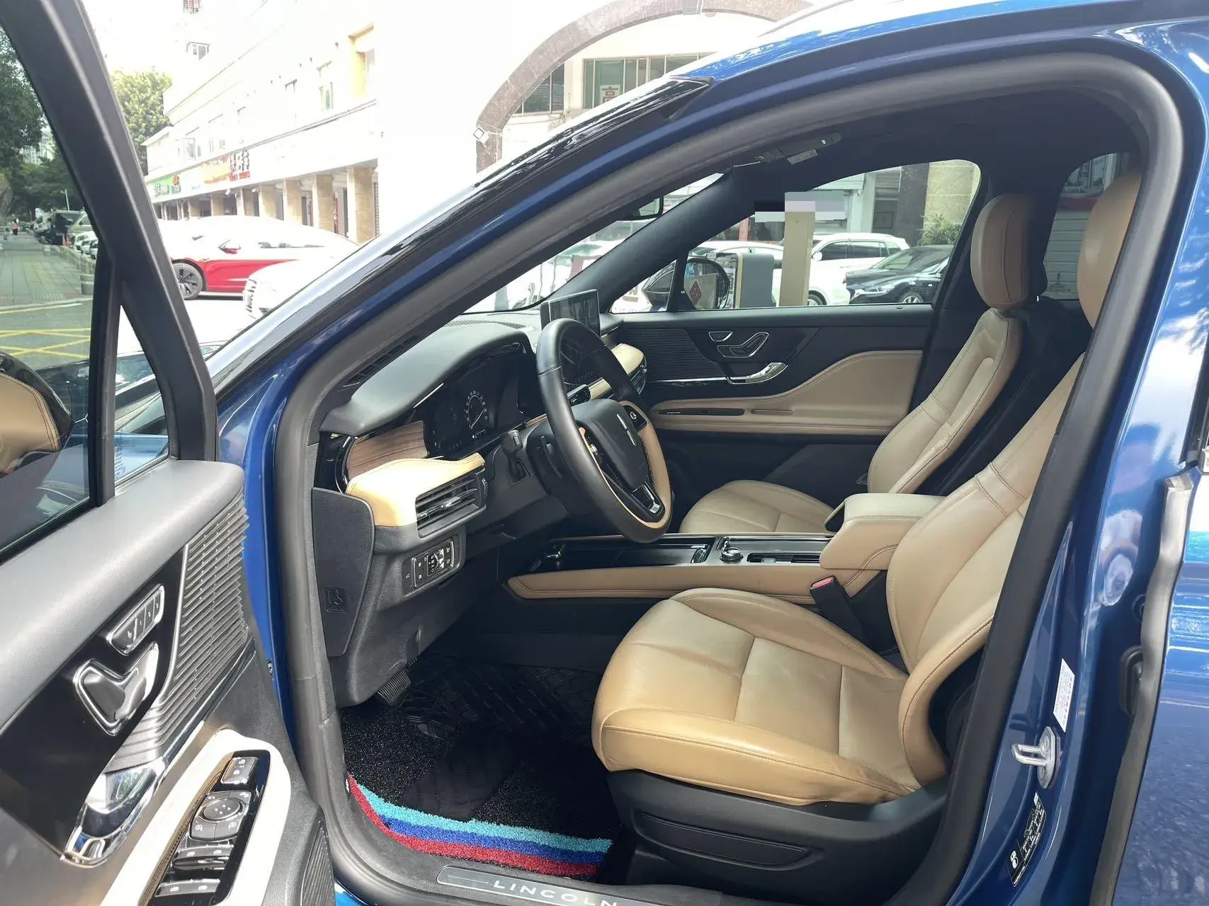 2020 LINCOLN CORSAIR thumbnail 4