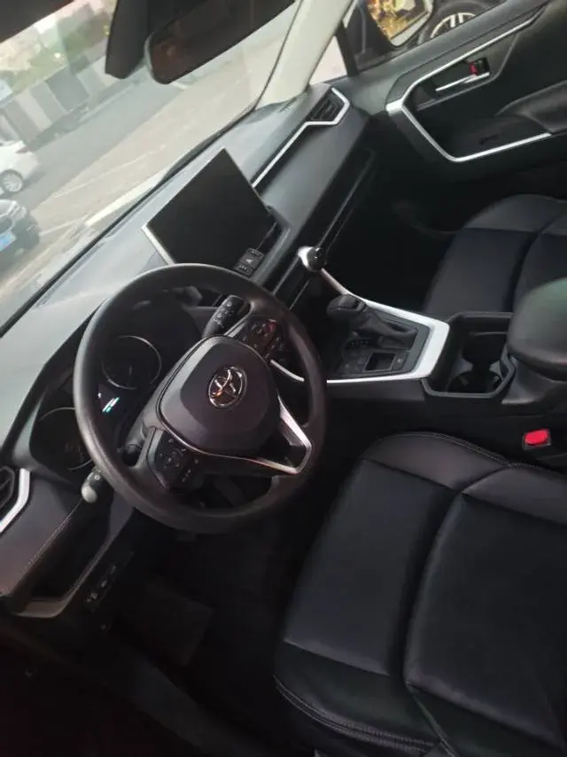 2020 TOYOTA WILDLANDER thumbnail 4