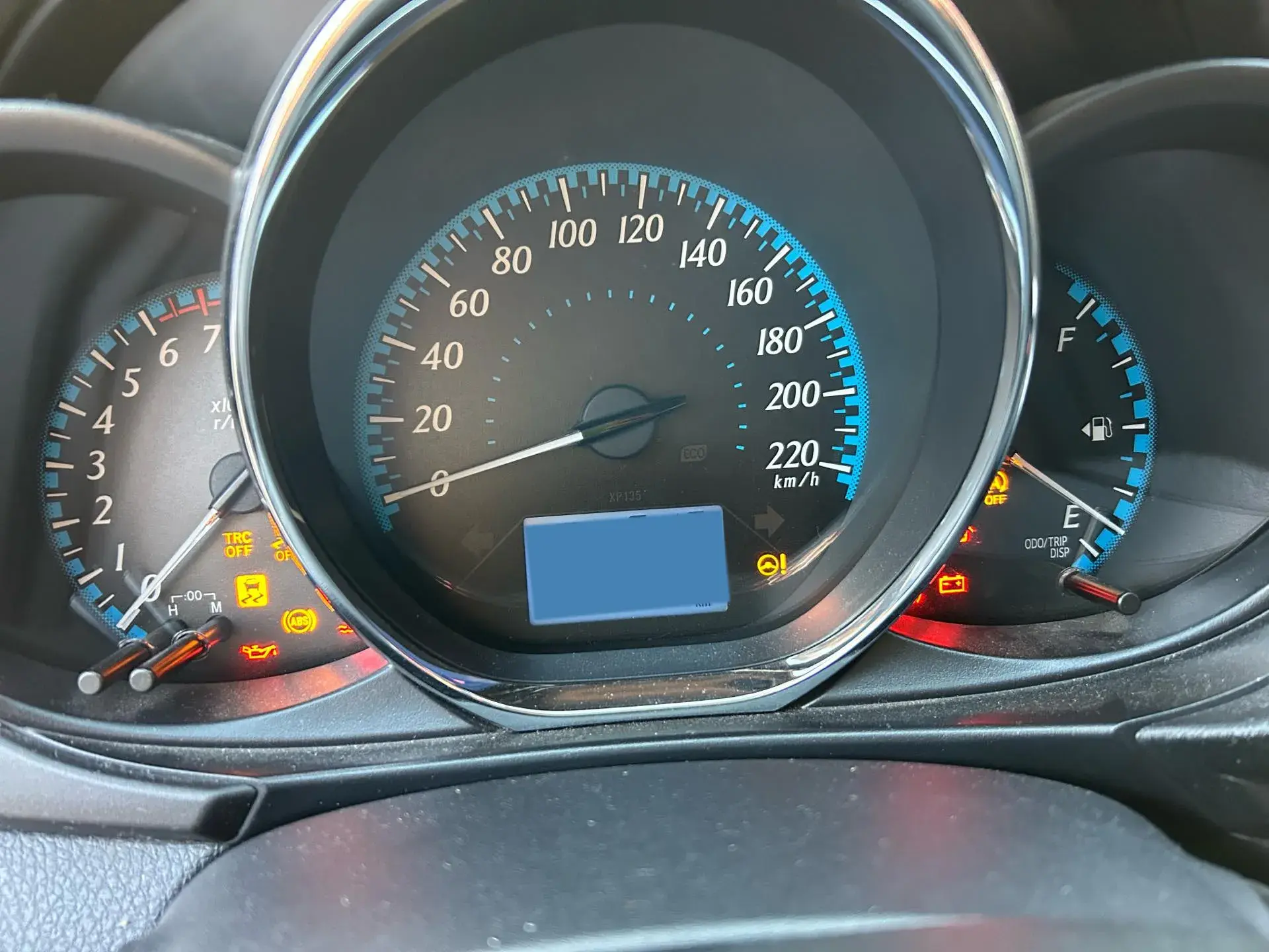 2019 TOYOTA YARIS thumbnail 4