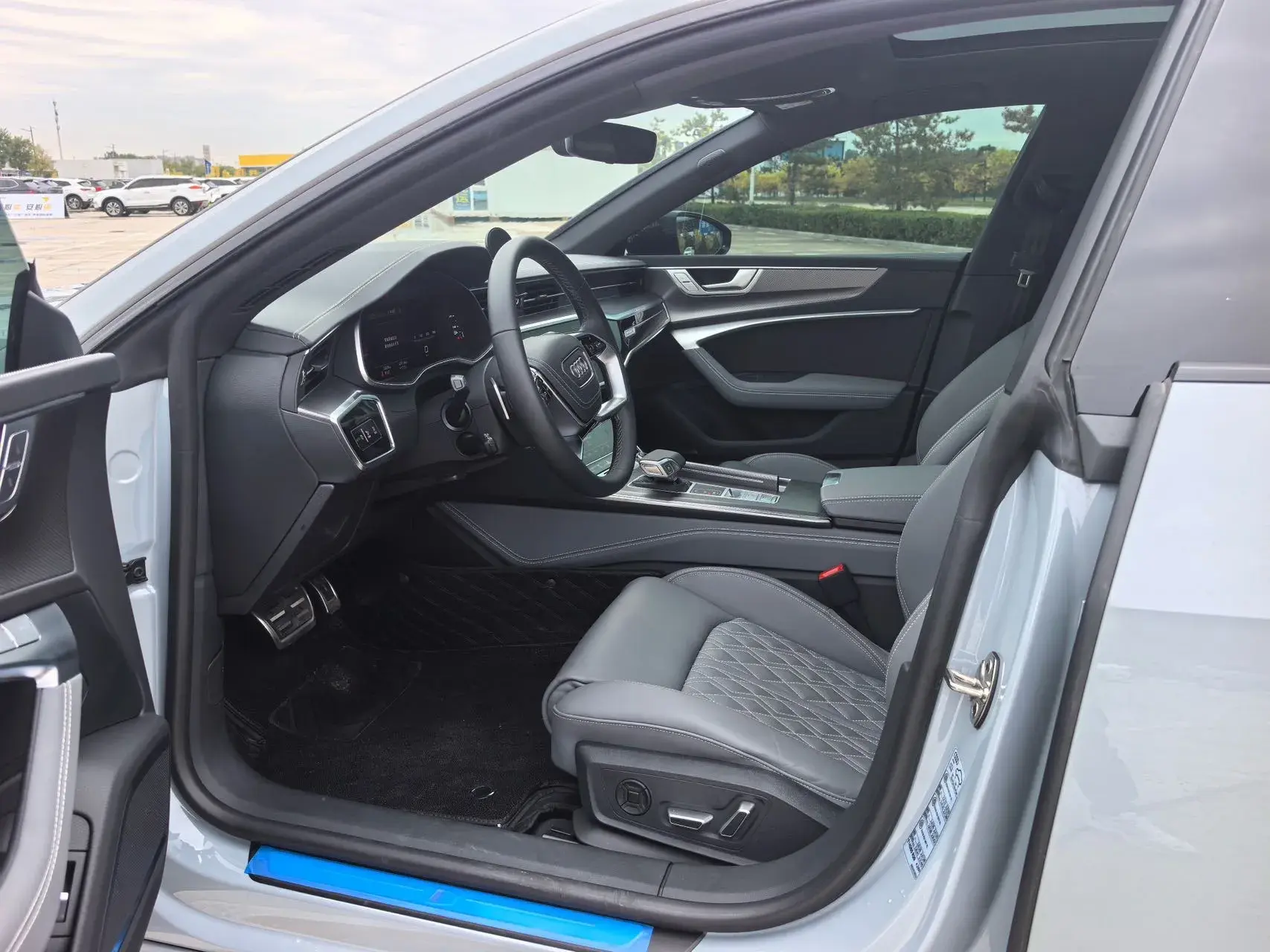 2024 AUDI A7L thumbnail 4