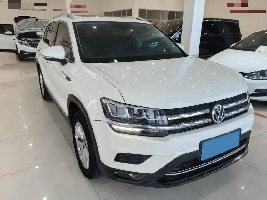 2019 VOLKSWAGEN THARU thumbnail 3