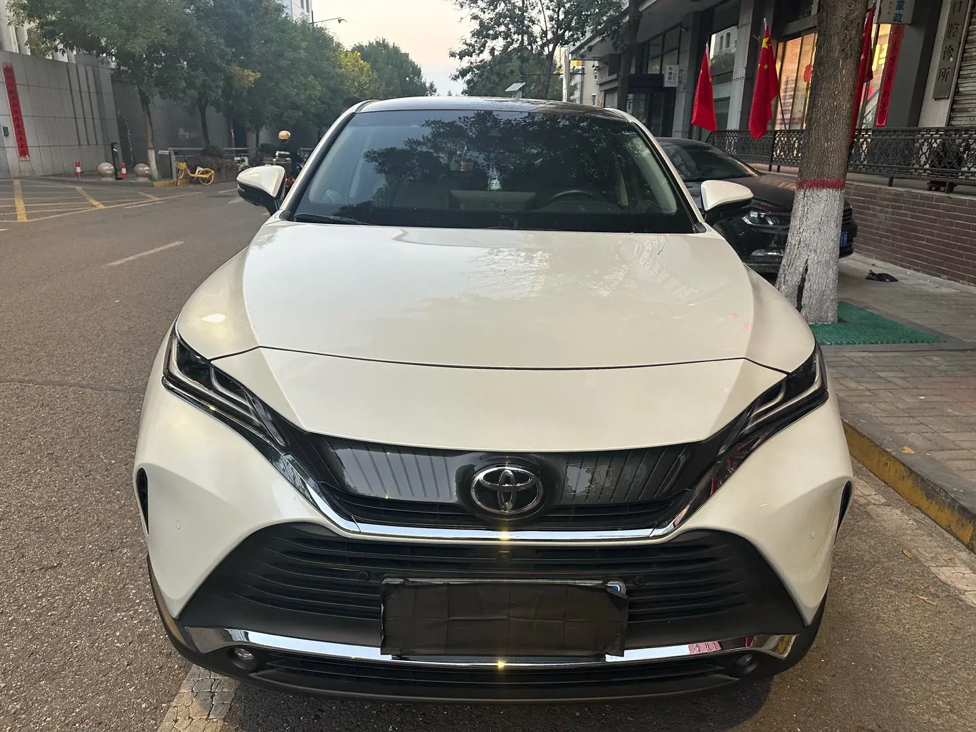 2022 TOYOTA HARRIER thumbnail 2