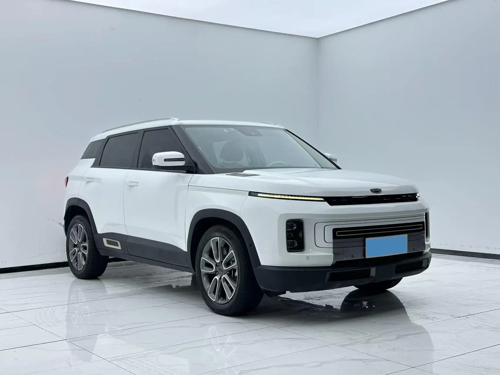 2020 GEELY ICON thumbnail 3