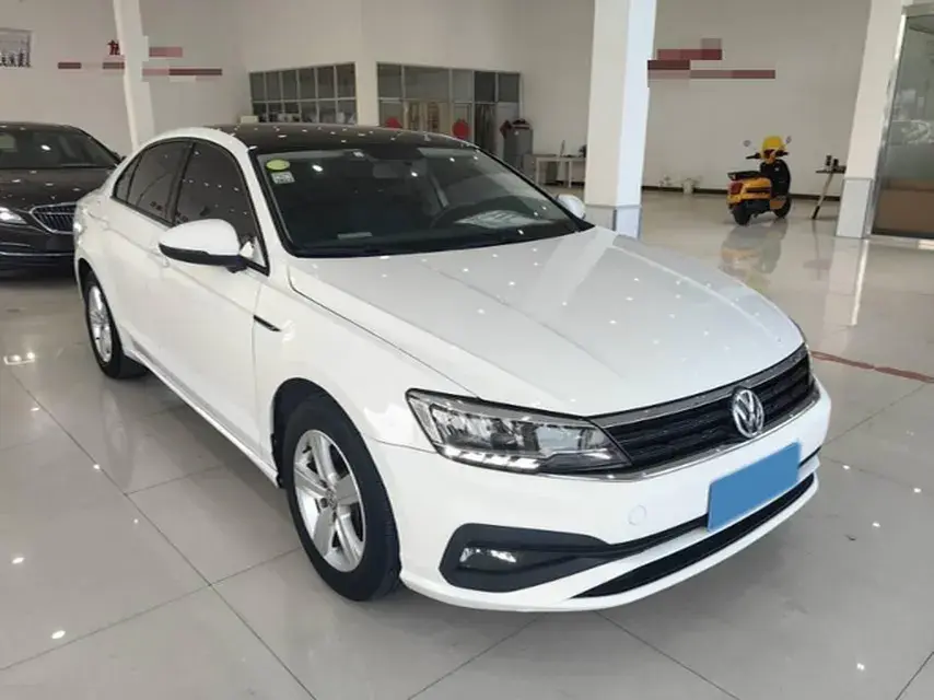 2021 VOLKSWAGEN LAMANDO thumbnail 2