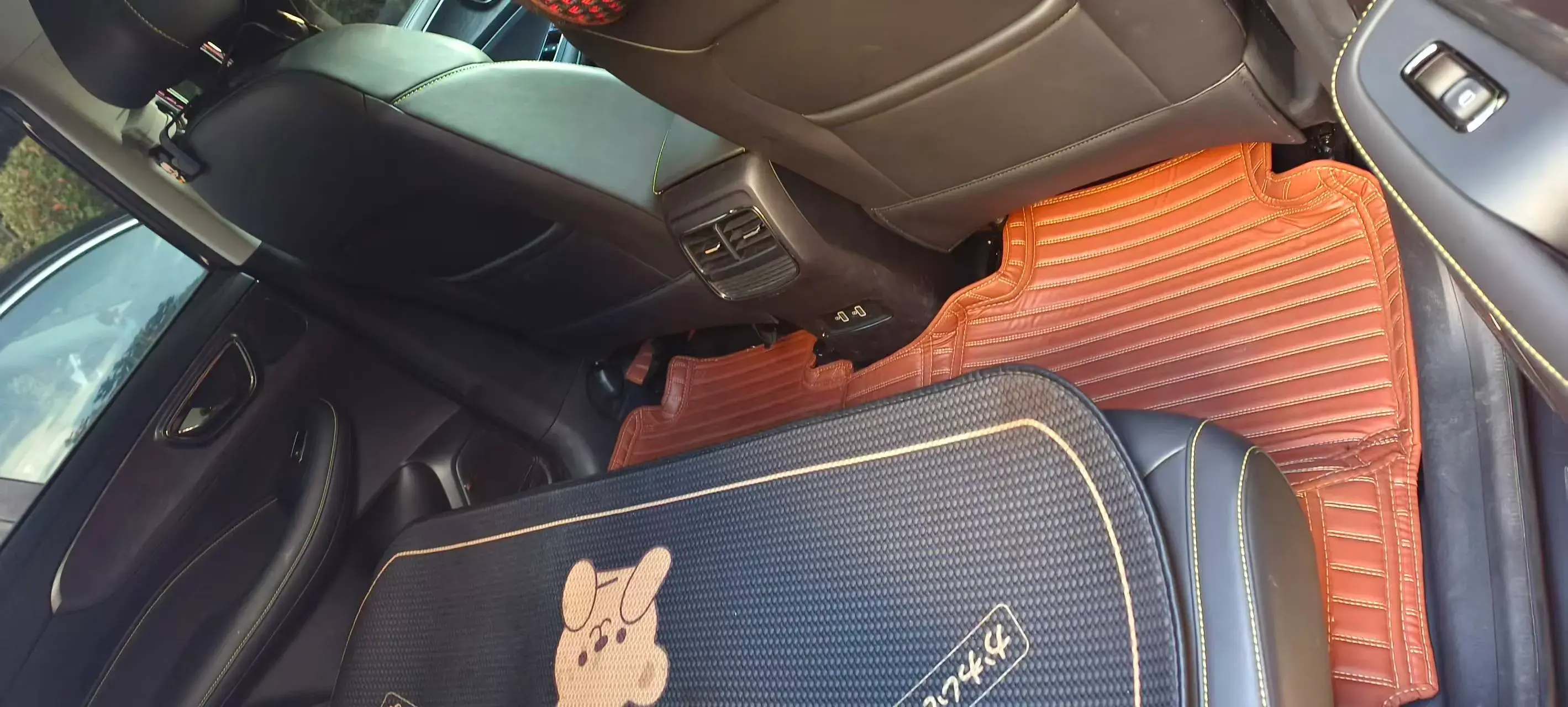 2021 ROEWE RX5 thumbnail 4