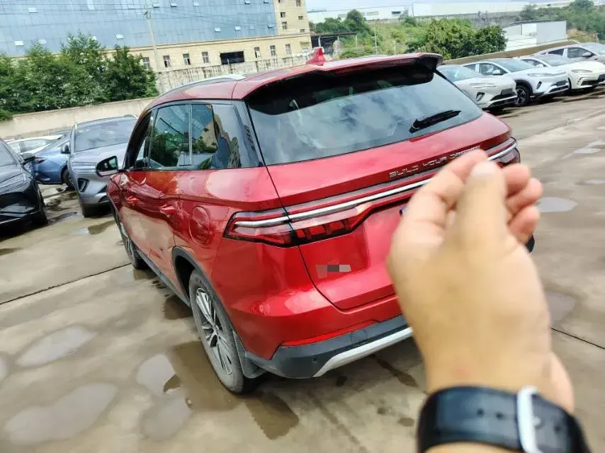 2019 BYD SONG thumbnail 3