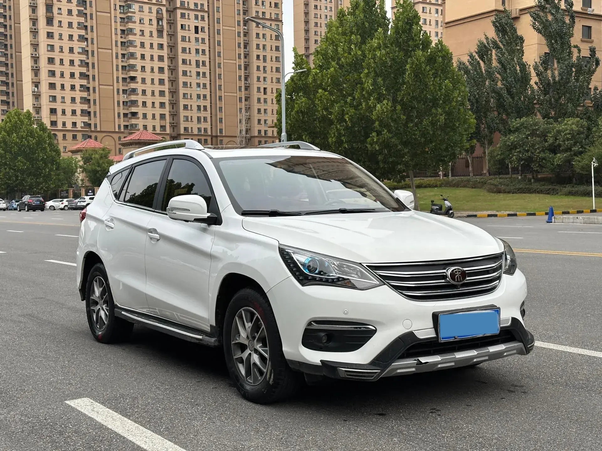 2018 BYD SONG thumbnail 3